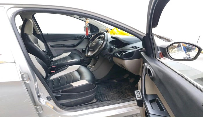 2018 Tata Tiago XE PETROL, Petrol, Manual, 78,988 km, interior