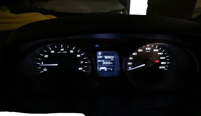 2018 Tata Tiago XE PETROL, Petrol, Manual, 78,988 km, interior