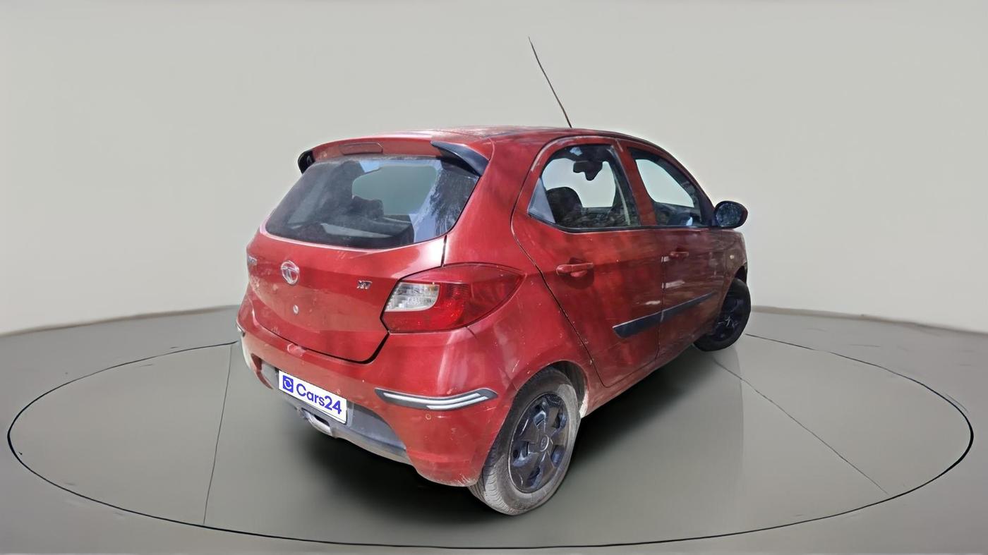 2017 Tata Tiago XT PETROL, Petrol, Manual, 68,189 km, exterior