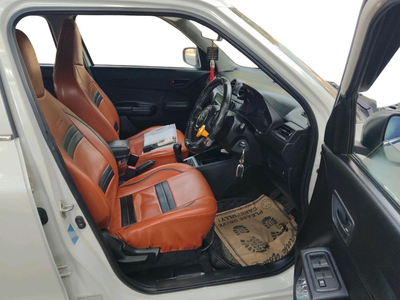 2023 Maruti Swift LXI, Petrol, Manual, 19,375 km, interior