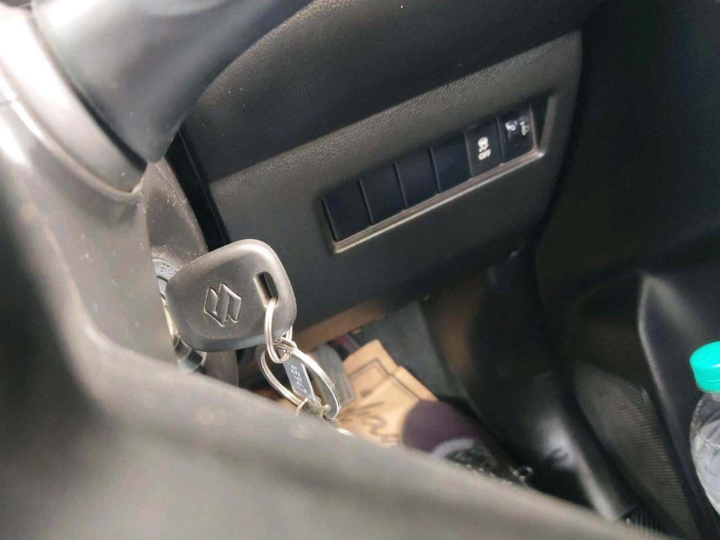 2023 Maruti Swift LXI, Petrol, Manual, 19,375 km, interior