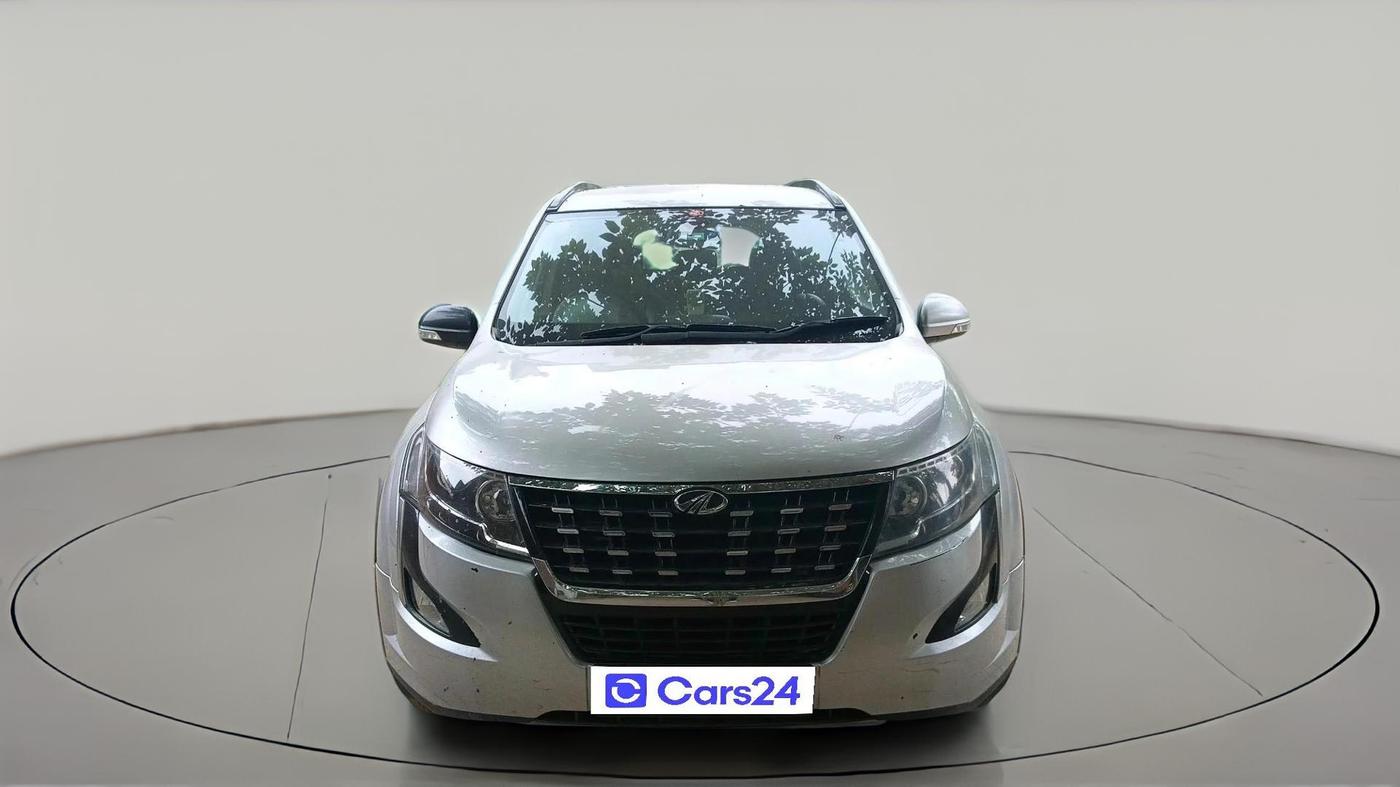 2018 Mahindra XUV500 W7 AT, Diesel, Automatic, 92,295 km, exterior