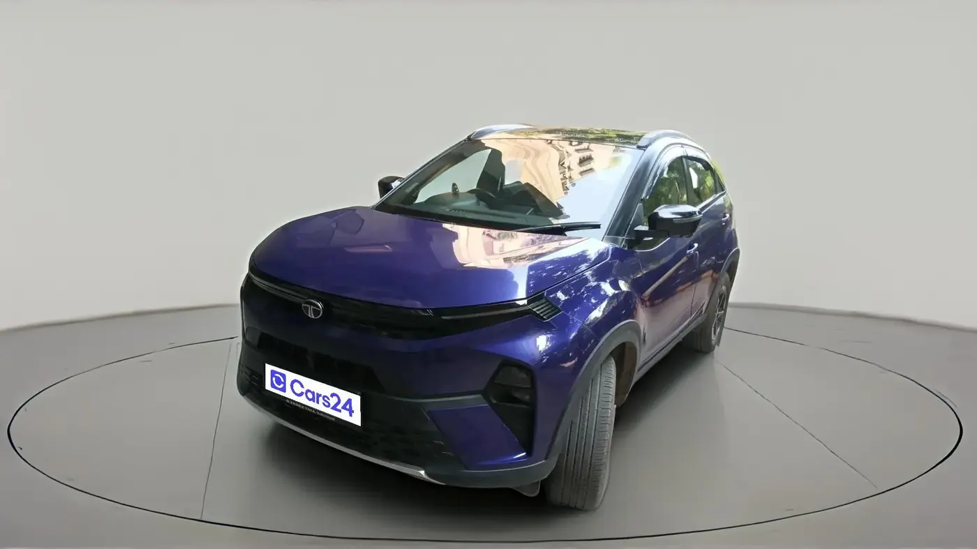 2024 Tata NEXON FEARLESS PURPLE + SUNROOF DCA DUAL TONE 1.2 PETROL, Petrol, Automatic, 11,251 km, exterior