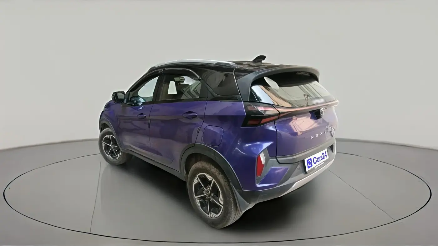 2024 Tata NEXON FEARLESS PURPLE + SUNROOF DCA DUAL TONE 1.2 PETROL, Petrol, Automatic, 11,251 km, exterior