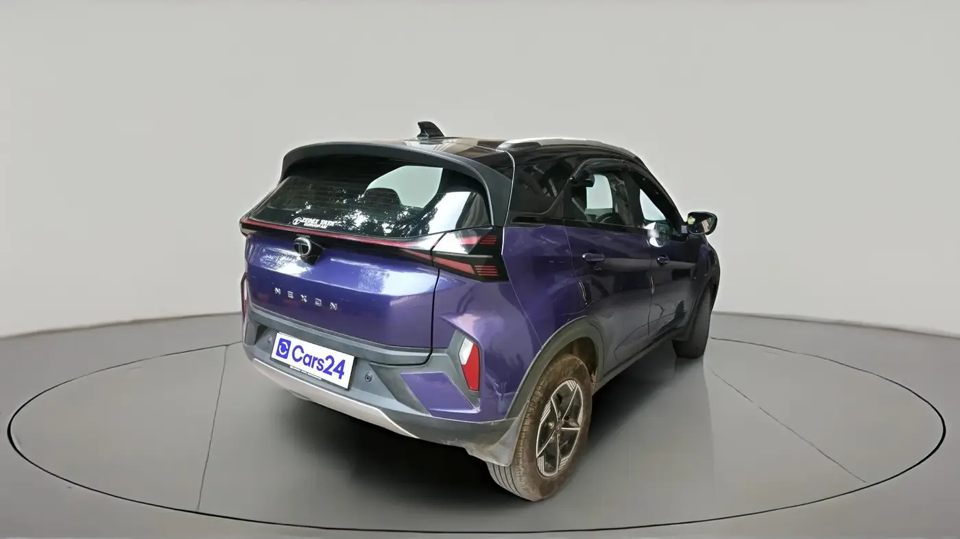 2024 Tata NEXON FEARLESS PURPLE + SUNROOF DCA DUAL TONE 1.2 PETROL, Petrol, Automatic, 11,251 km, exterior