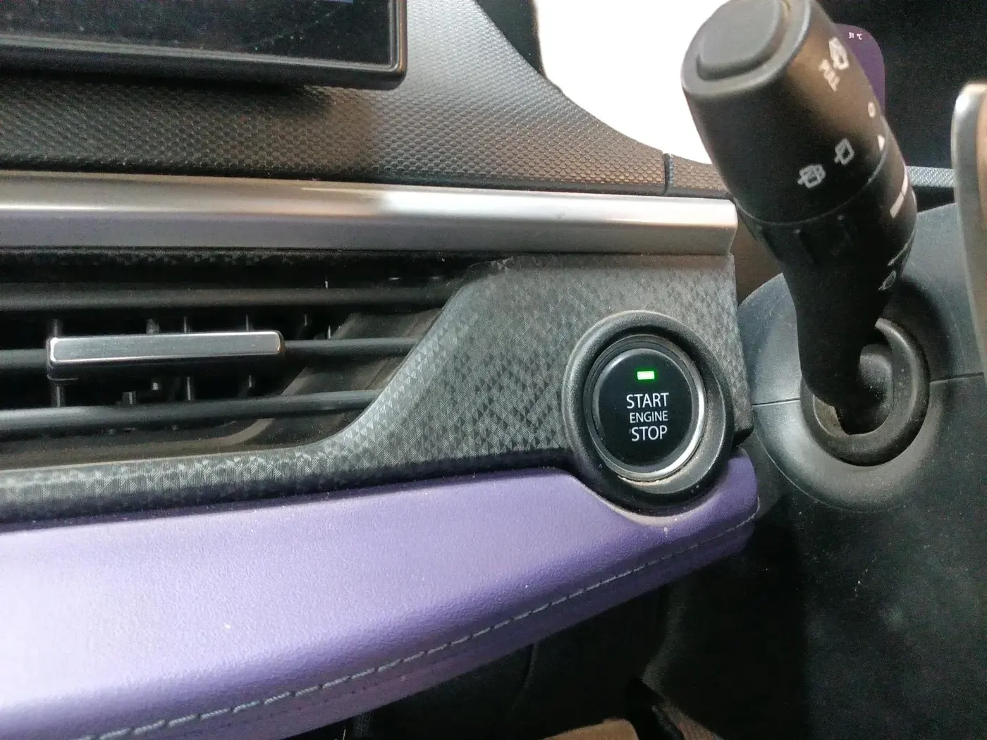 2024 Tata NEXON FEARLESS PURPLE + SUNROOF DCA DUAL TONE 1.2 PETROL, Petrol, Automatic, 11,251 km, interior