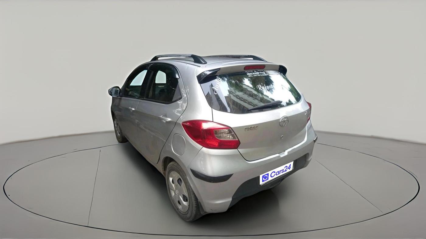 2016 Tata Tiago XZ PETROL, Petrol, Manual, 65,253 km, exterior