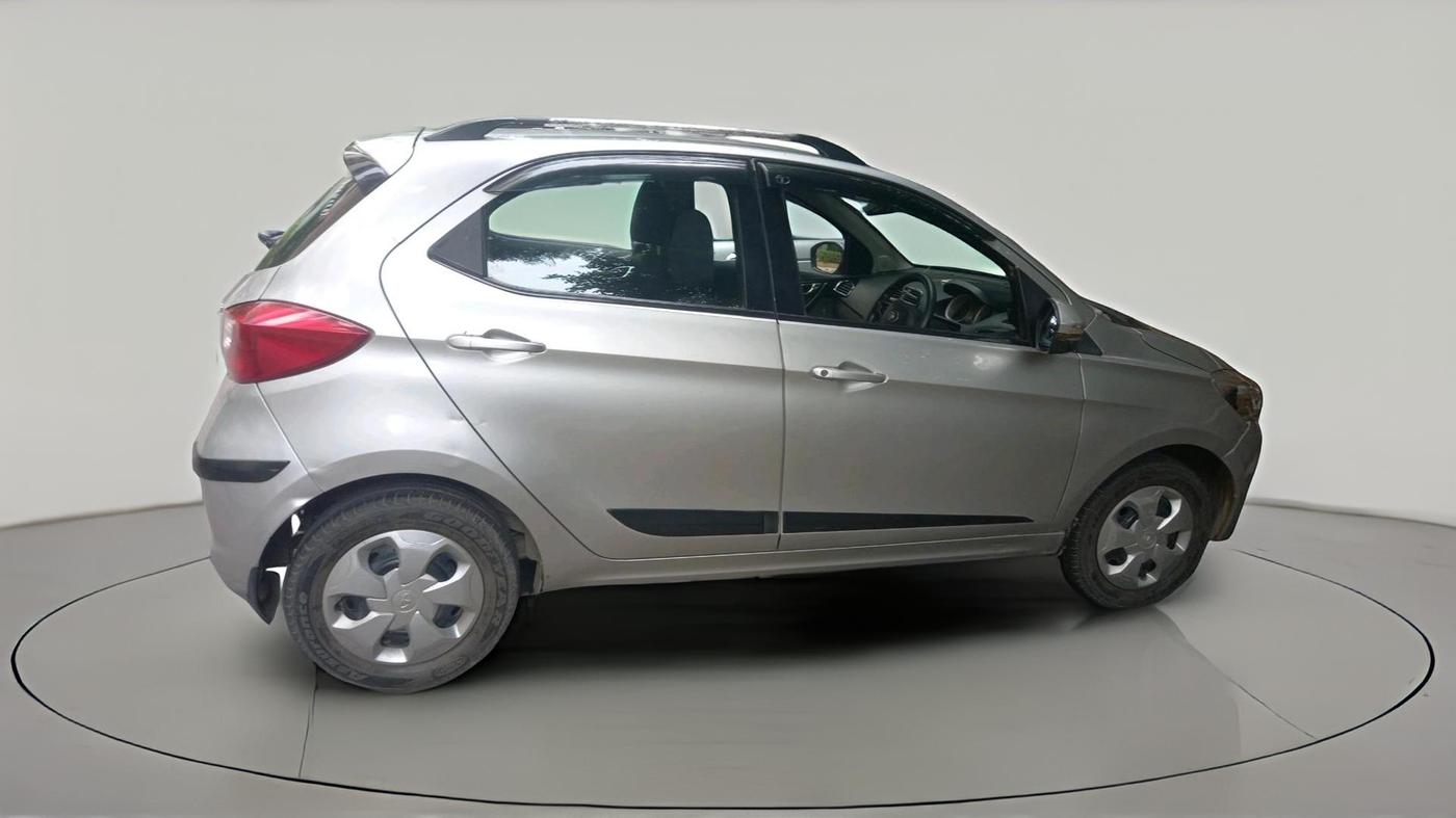 2016 Tata Tiago XZ PETROL, Petrol, Manual, 65,253 km, exterior