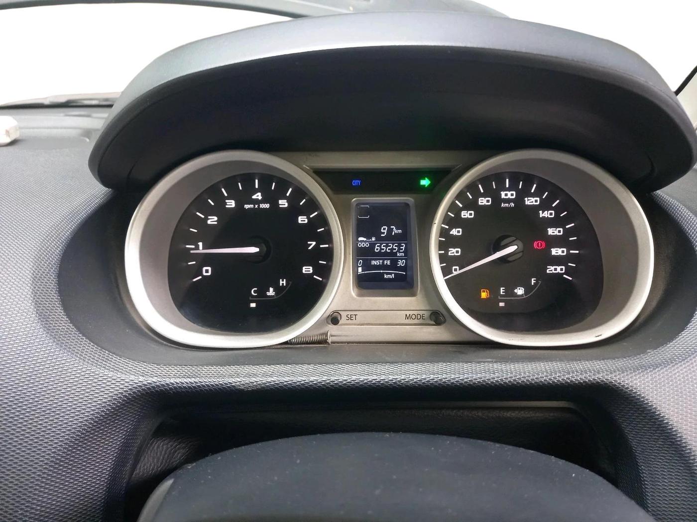 2016 Tata Tiago XZ PETROL, Petrol, Manual, 65,253 km, interior