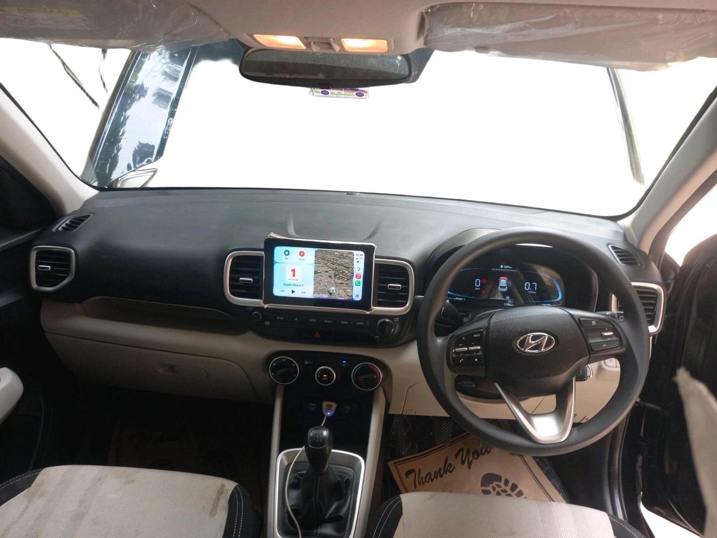 2024 Hyundai VENUE S (O) Plus 1.2 Petrol , Petrol, Manual, 11,588 km, interior