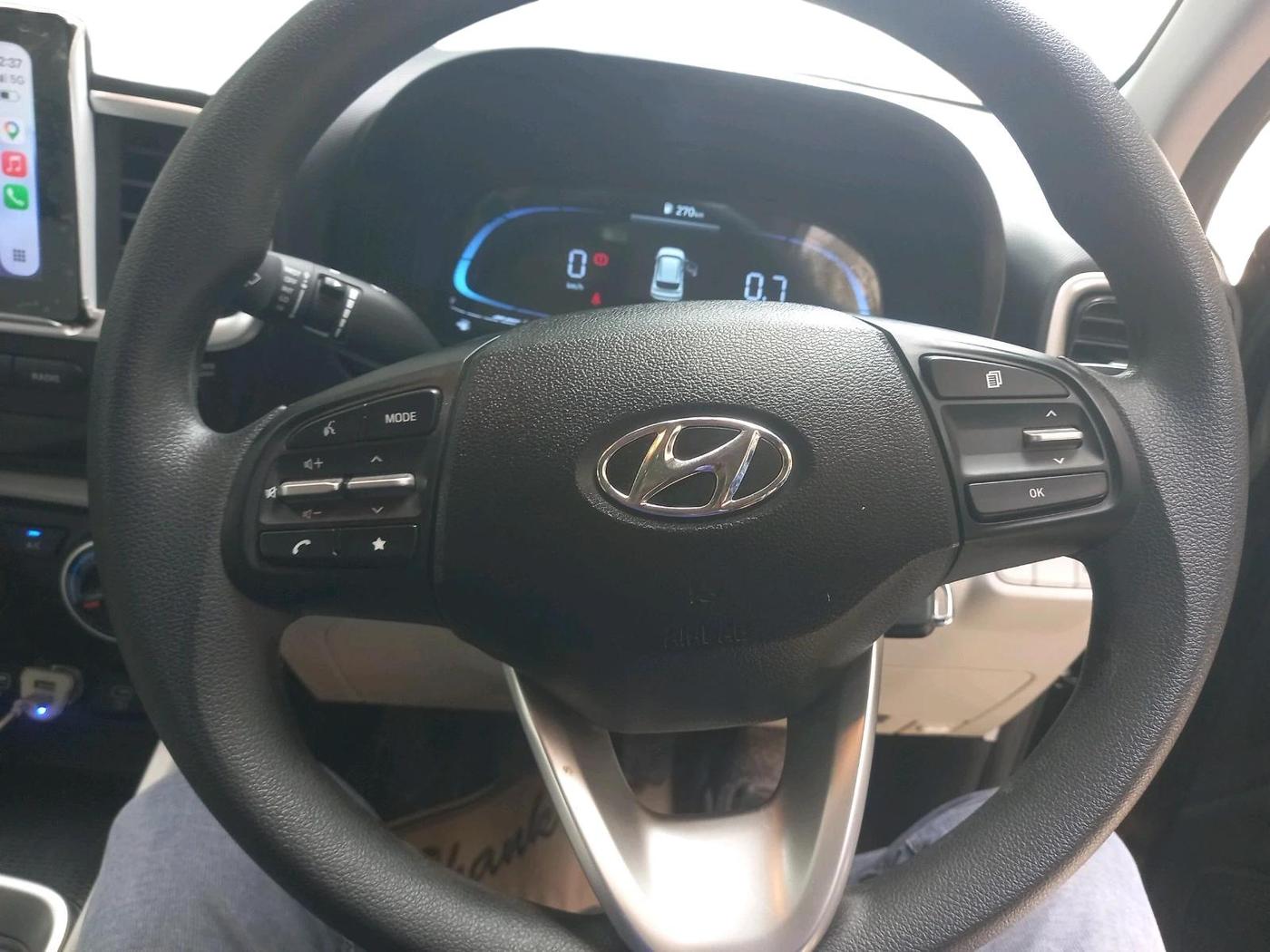 2024 Hyundai VENUE S (O) Plus 1.2 Petrol , Petrol, Manual, 11,588 km, interior