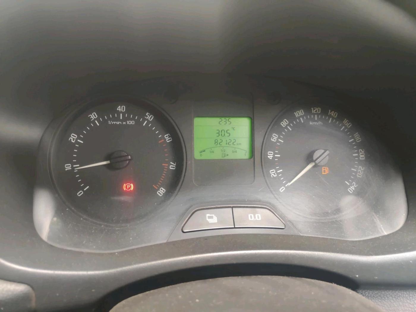 2011 Skoda Fabia ACTIVE PLUS 1.2 MPI, Petrol, Manual, 82,122 km, interior