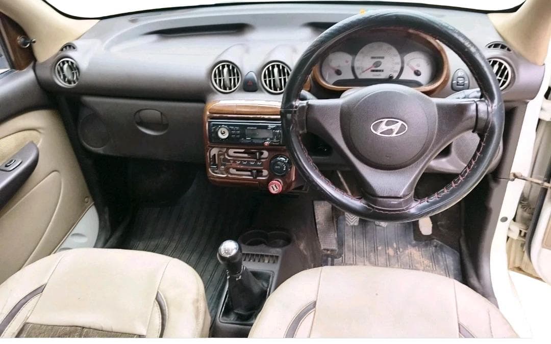 2014 Hyundai Santro Xing GLS, Petrol, Manual, 1,18,078 km, interior