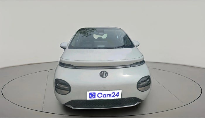2024 MG Windsor EV Essence, Electric, Automatic, 25,670 km, exterior