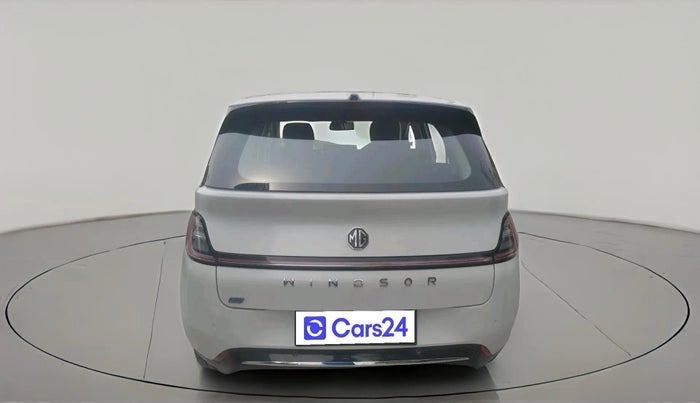 2024 MG Windsor EV Essence, Electric, Automatic, 25,670 km, exterior