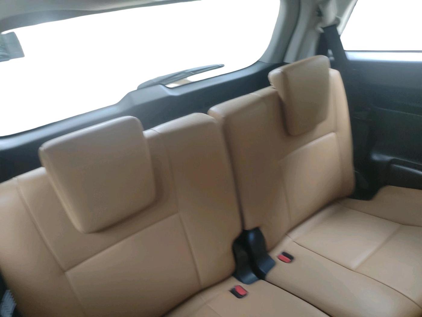 2024 Toyota Fortuner 4X2 AT 2.8 DIESEL, Diesel, Automatic, 43,945 km, interior