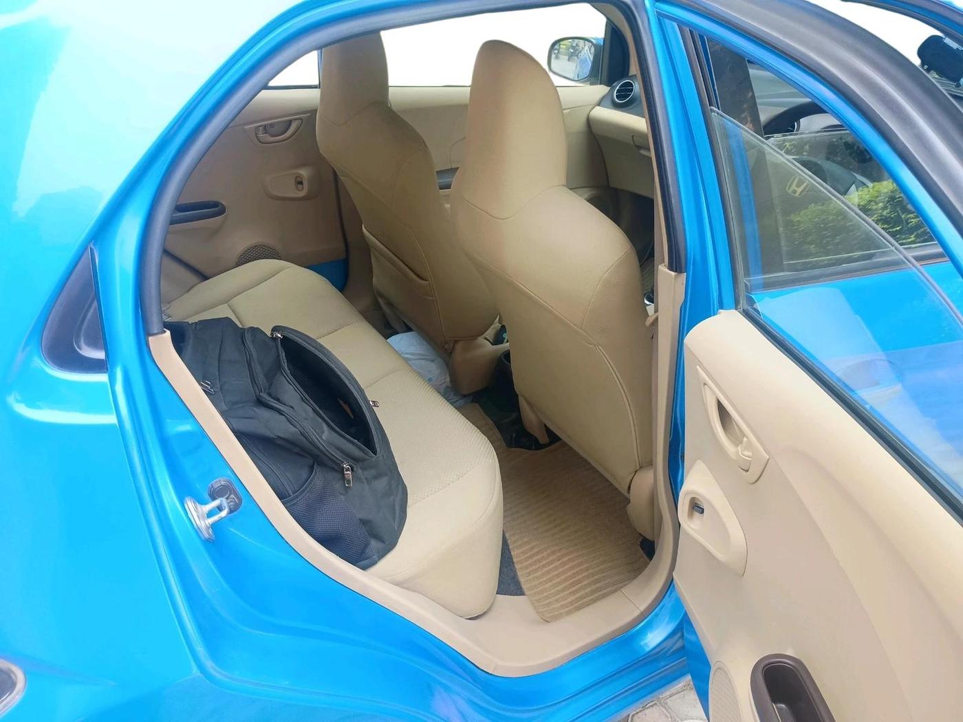 2013 Honda Brio S MT, Petrol, Manual, 88,950 km, interior