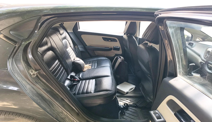 2021 Tata ALTROZ XE PETROL, Petrol, Manual, 40,106 km, interior