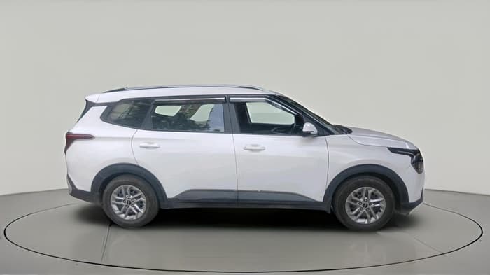 2023 KIA CARENS PRESTIGE 1.5 DIESEL IMT 7 STR, Diesel, Manual, 66,962 km, exterior