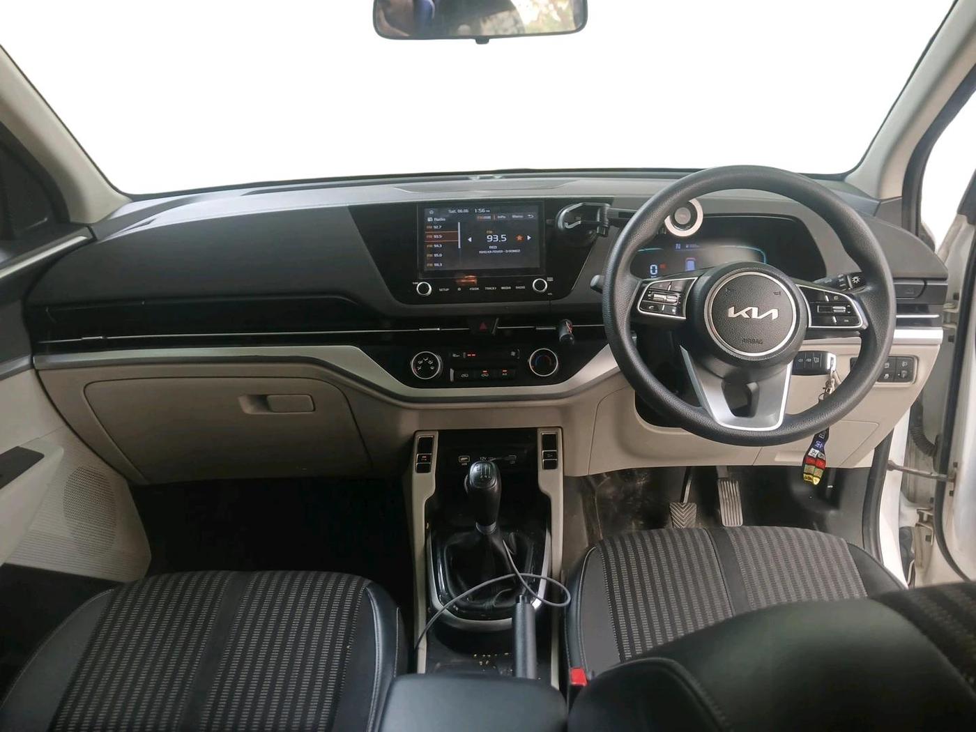 2023 KIA CARENS PRESTIGE 1.5 DIESEL IMT 7 STR, Diesel, Manual, 66,962 km, interior