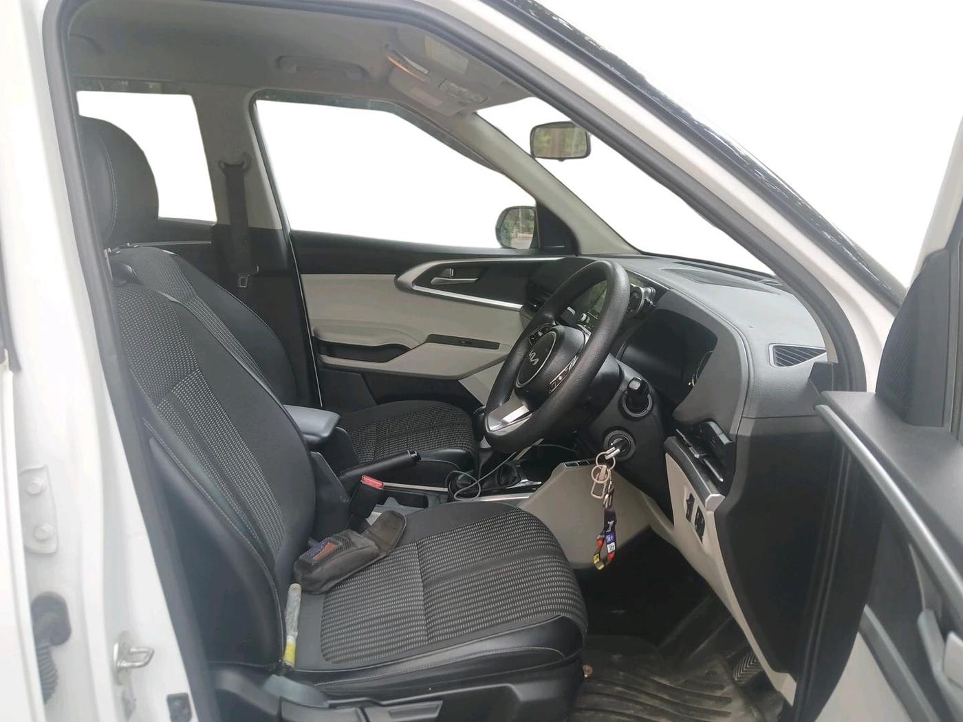 2023 KIA CARENS PRESTIGE 1.5 DIESEL IMT 7 STR, Diesel, Manual, 66,962 km, interior