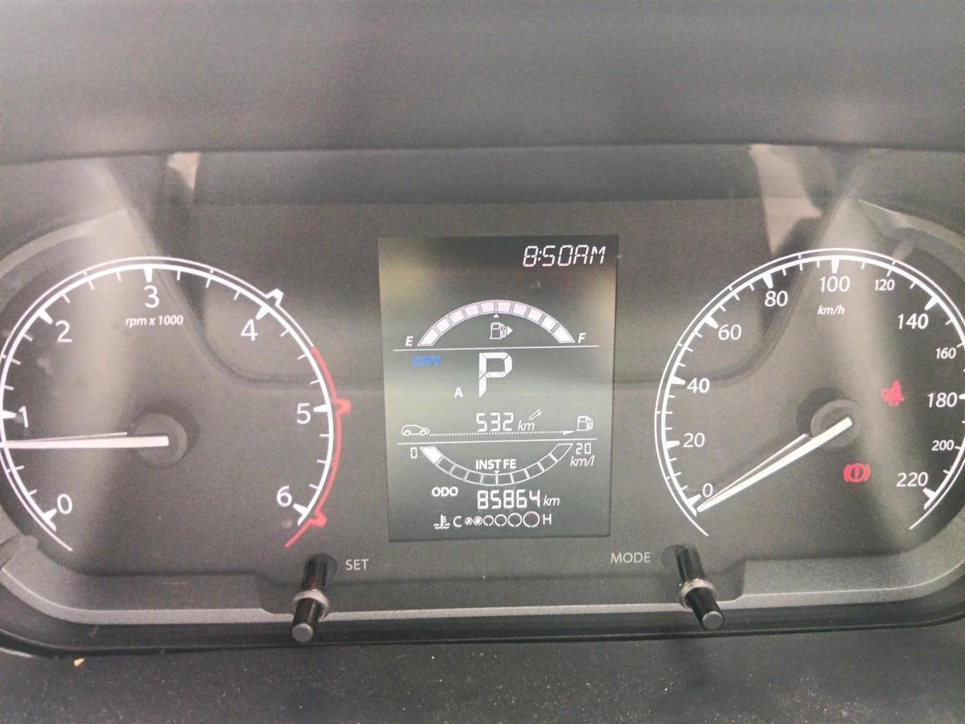 2022 Tata Safari XMA, Diesel, Automatic, 85,864 km, interior