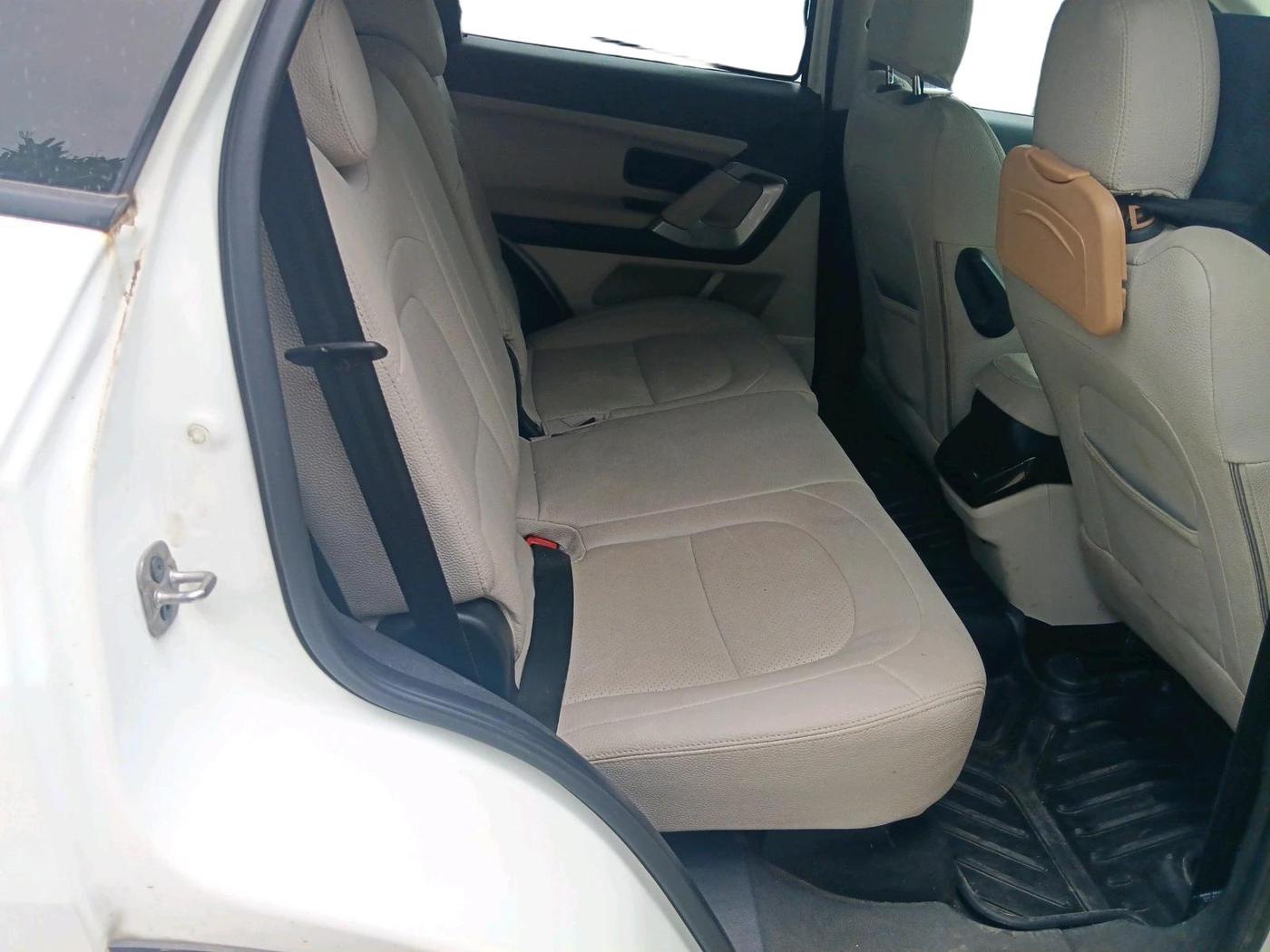 2022 Tata Safari XMA, Diesel, Automatic, 85,864 km, interior