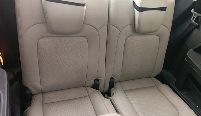 2022 Tata Safari XMA, Diesel, Automatic, 85,864 km, interior