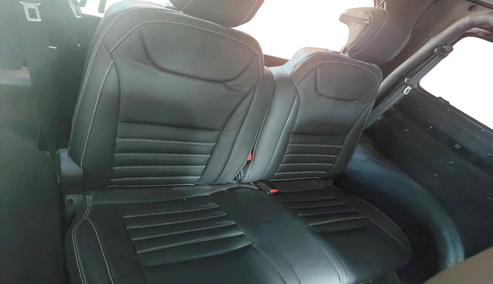 2023 Mahindra Thar LX PETROL HT 4WD AT, Petrol, Automatic, 34,825 km, interior