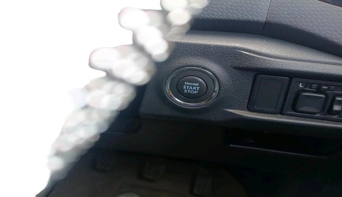 2022 Maruti BREZZA ZXI, Petrol, Manual, 48,744 km, interior