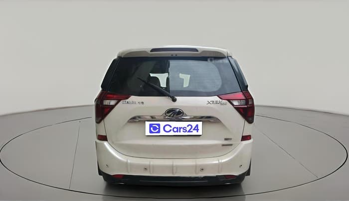 2019 Mahindra XUV500 W11 AT, Diesel, Automatic, 1,34,649 km, exterior