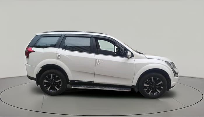 2019 Mahindra XUV500 W11 AT, Diesel, Automatic, 1,34,649 km, exterior