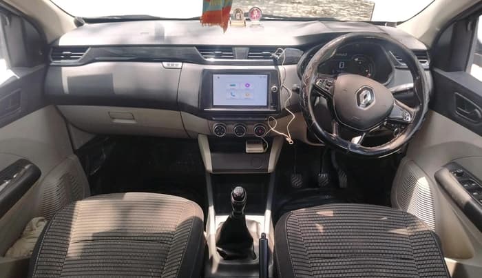 2022 Renault TRIBER RXT, CNG, Manual, 89,165 km, interior