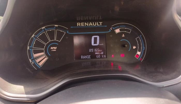 2022 Renault TRIBER RXT, CNG, Manual, 89,165 km, interior