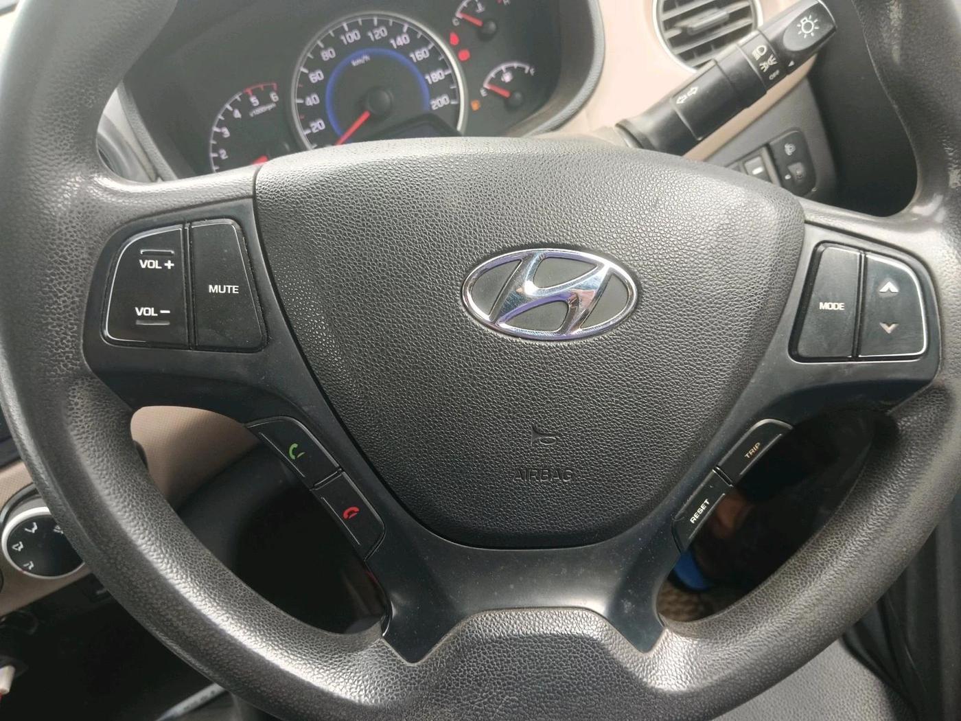2018 Hyundai Grand i10 MAGNA U2 1.2 CRDI, Diesel, Manual, 93,303 km, interior