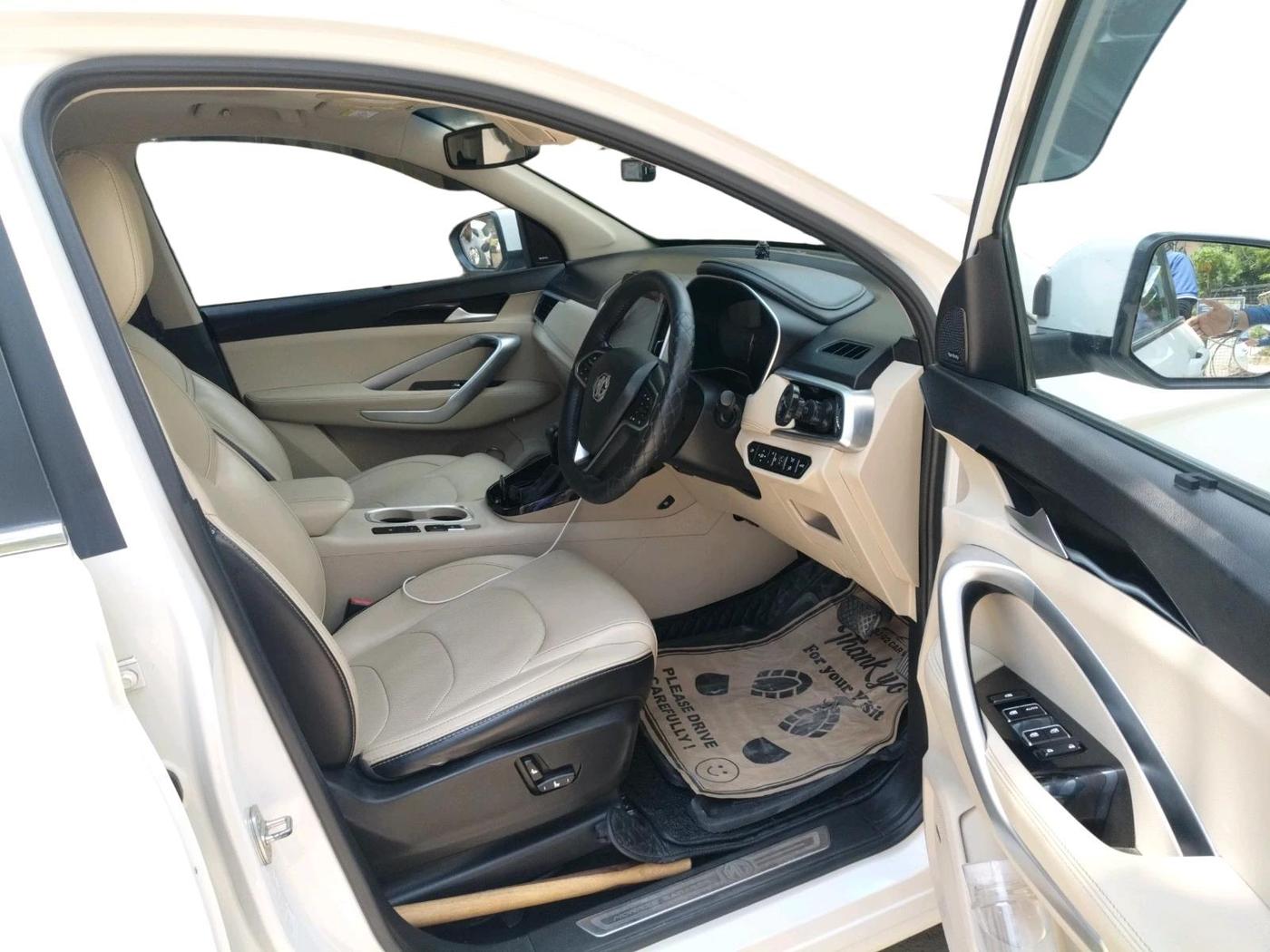 2022 MG HECTOR SHARP 1.5 PETROL CVT, Petrol, Automatic, 59,587 km, interior