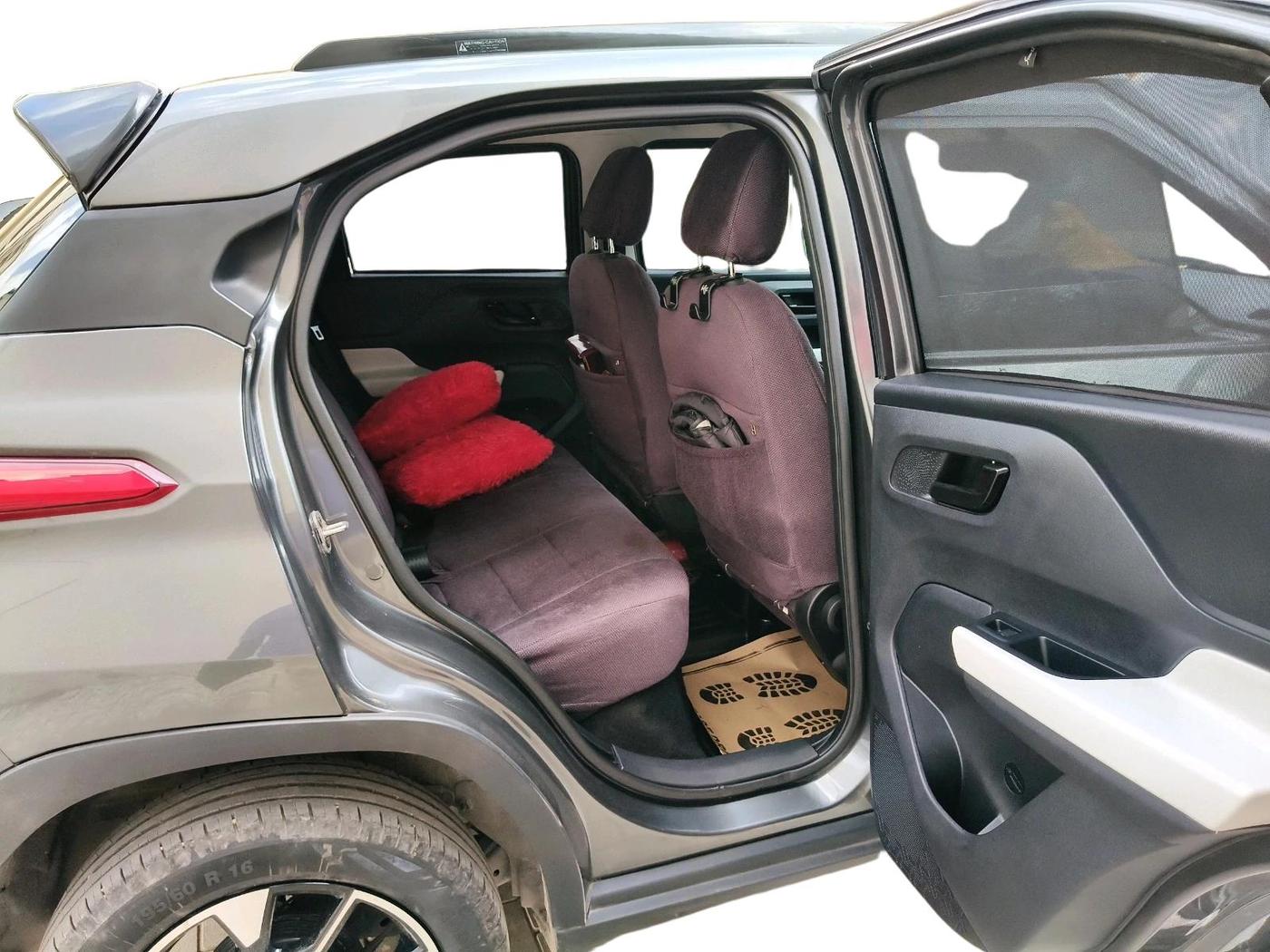 2022 Tata PUNCH ACCOMPLISHED MT, Petrol, Manual, 49,498 km, interior