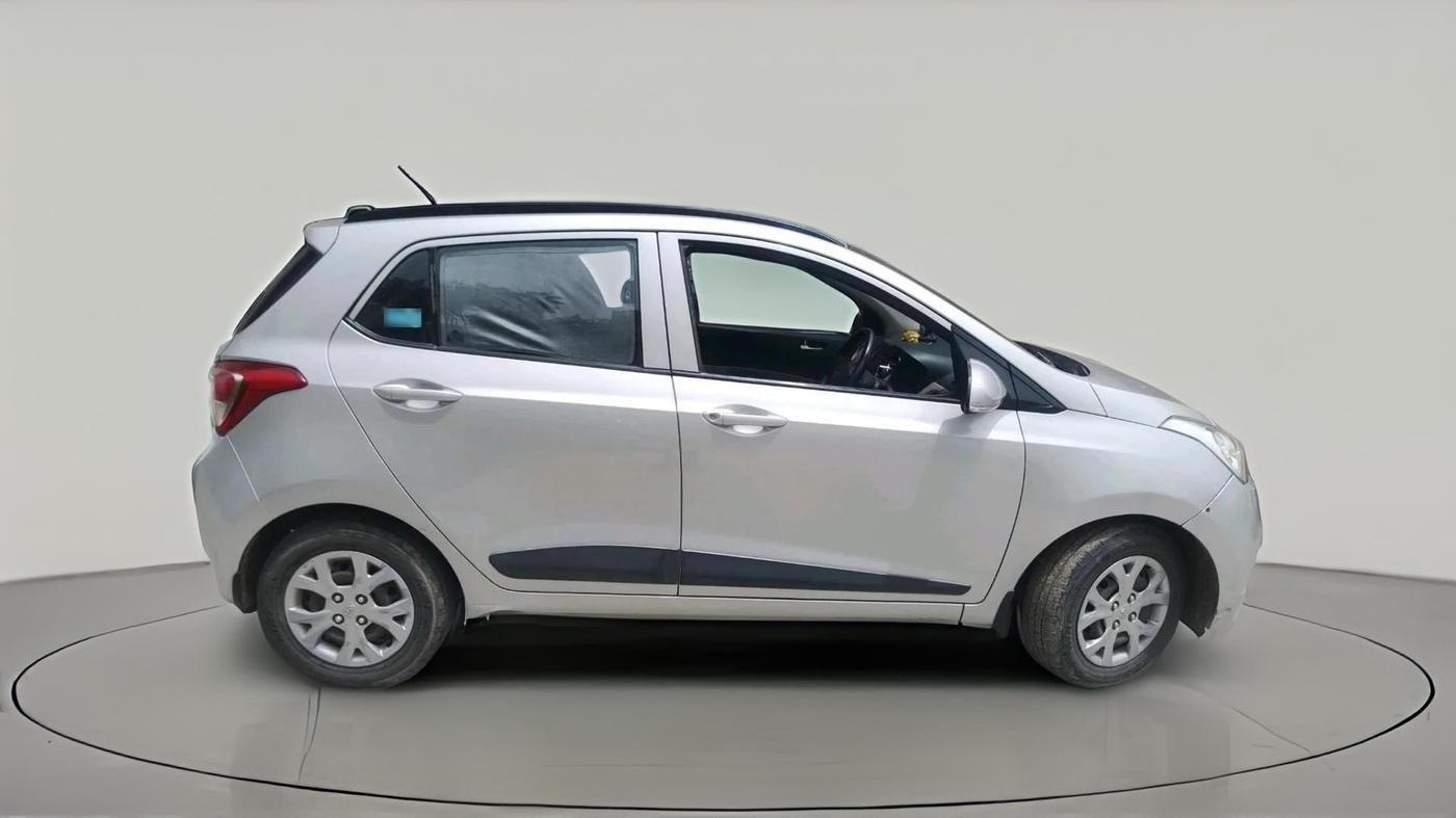 2016 Hyundai Grand i10 SPORTZ 1.2 KAPPA VTVT, Petrol, Manual, 67,096 km, exterior