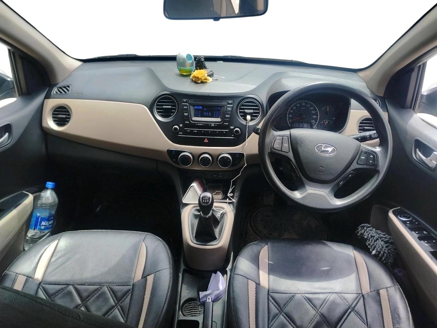 2016 Hyundai Grand i10 SPORTZ 1.2 KAPPA VTVT, Petrol, Manual, 67,096 km, interior