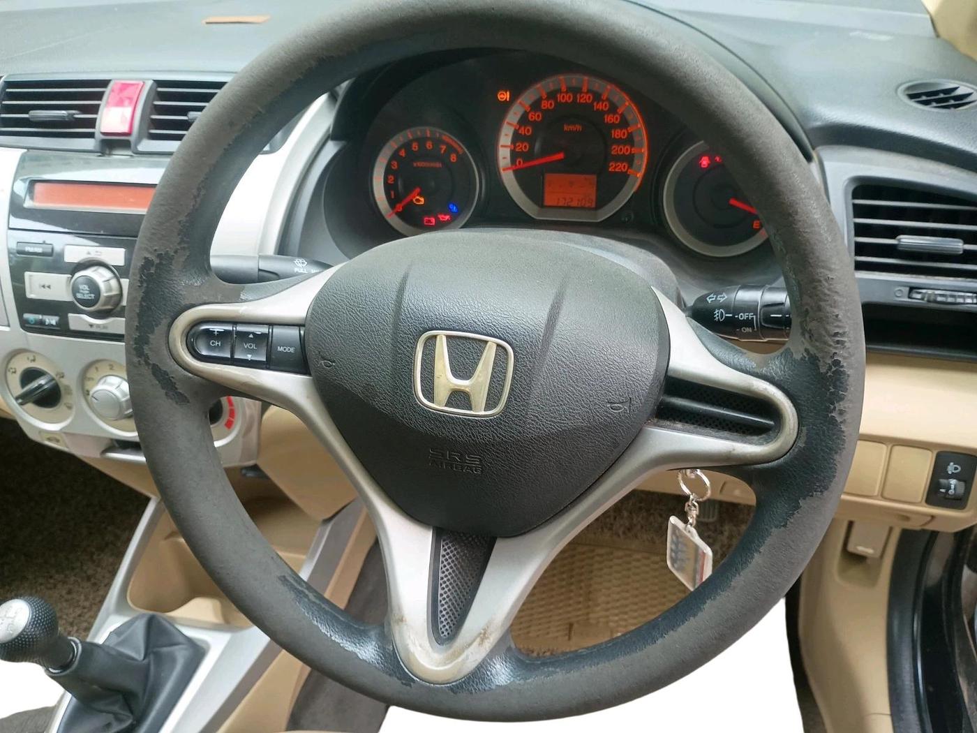 2011 Honda City 1.5L I-VTEC V MT, Petrol, Manual, 1,72,109 km, interior