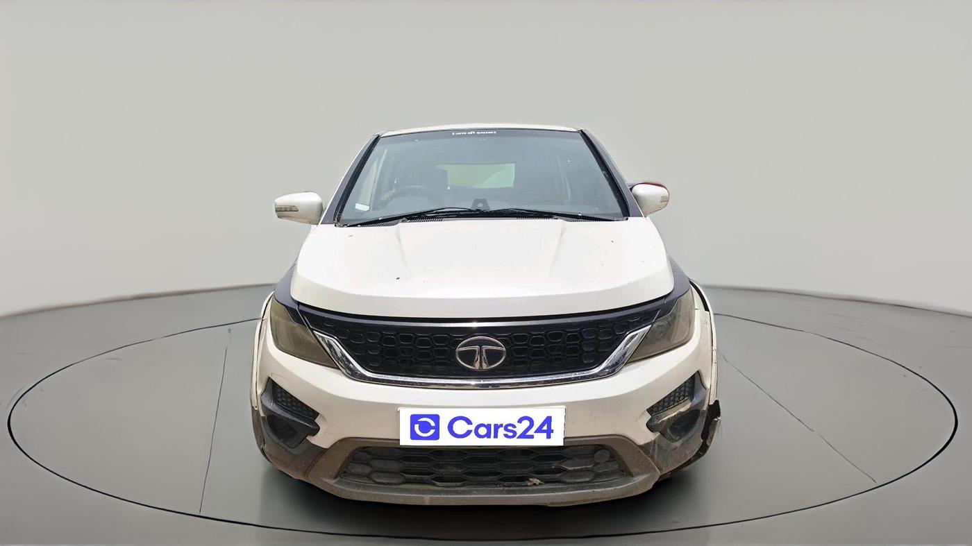 2018 Tata Hexa XM 4X2 7 STR, Diesel, Manual, 72,427 km, exterior