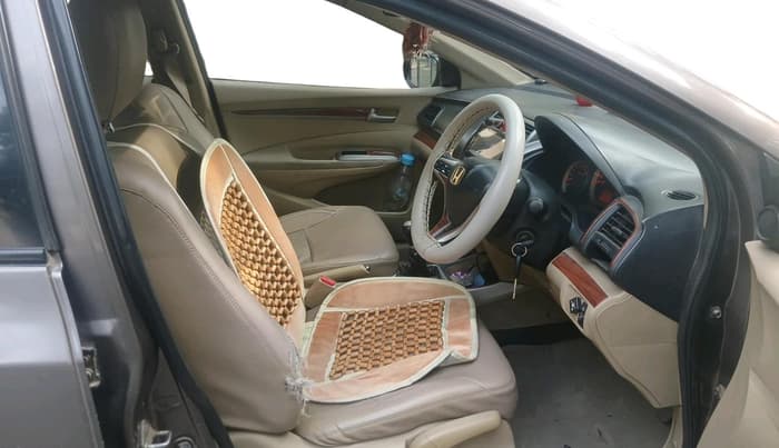 2011 Honda City 1.5L I-VTEC V MT, CNG, Manual, 1,29,328 km, interior