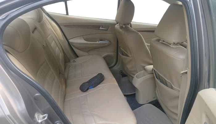 2011 Honda City 1.5L I-VTEC V MT, CNG, Manual, 1,29,328 km, interior
