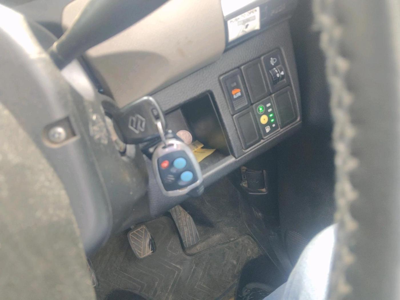 2013 Maruti Wagon R 1.0 LXI CNG, CNG, Manual, 1,33,787 km, interior