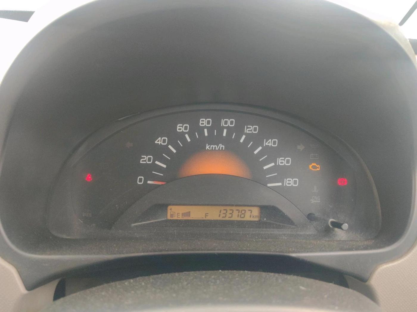 2013 Maruti Wagon R 1.0 LXI CNG, CNG, Manual, 1,33,787 km, interior