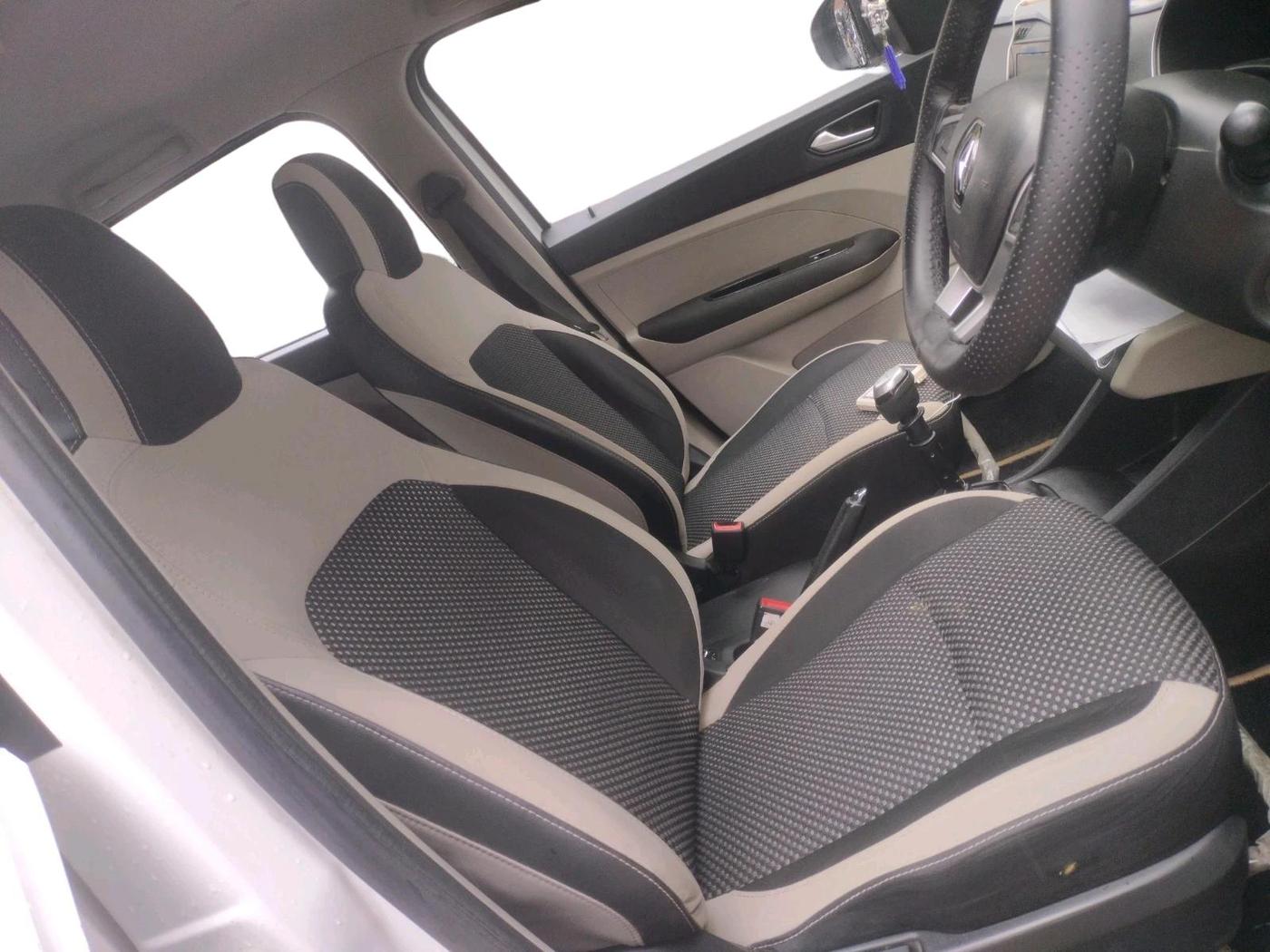 2020 Renault TRIBER RXZ, Petrol, Manual, 72,861 km, interior
