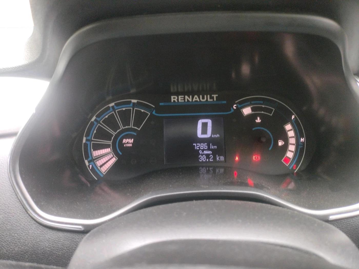 2020 Renault TRIBER RXZ, Petrol, Manual, 72,861 km, interior