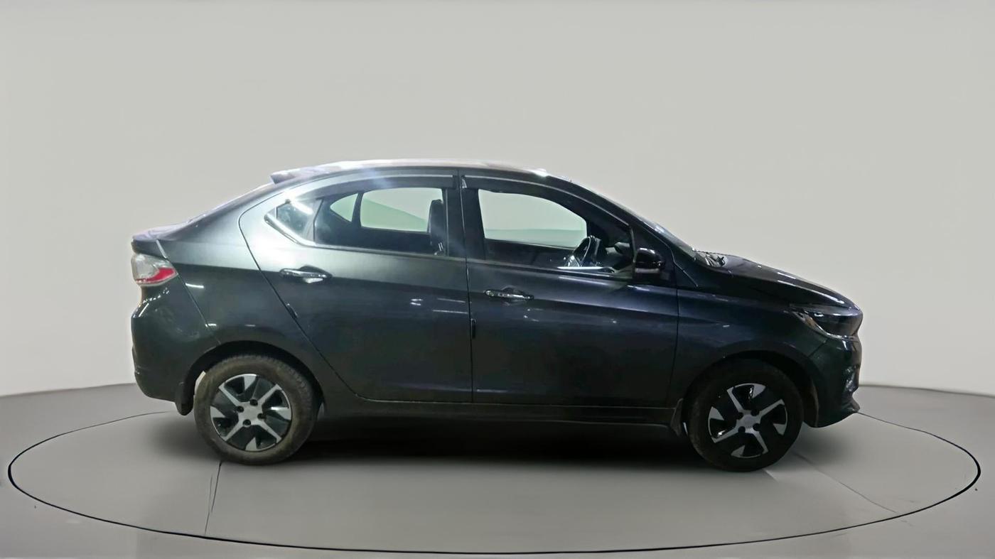 2025 Tata TIGOR XZA Plus iCNG , CNG, Automatic, 25,186 km, exterior