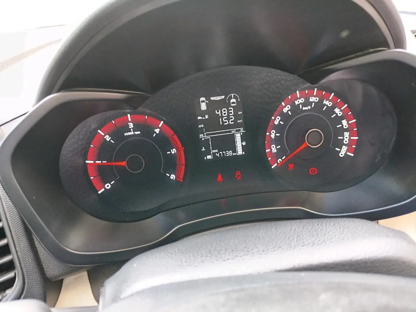 2019 Mahindra XUV300 W4 1.5 DIESEL, Diesel, Manual, 47,738 km, interior