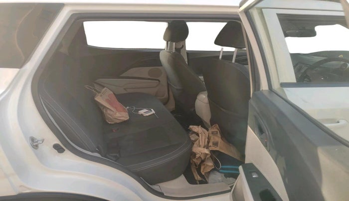 2019 Mahindra XUV300 W4 1.5 DIESEL, Diesel, Manual, 47,738 km, interior